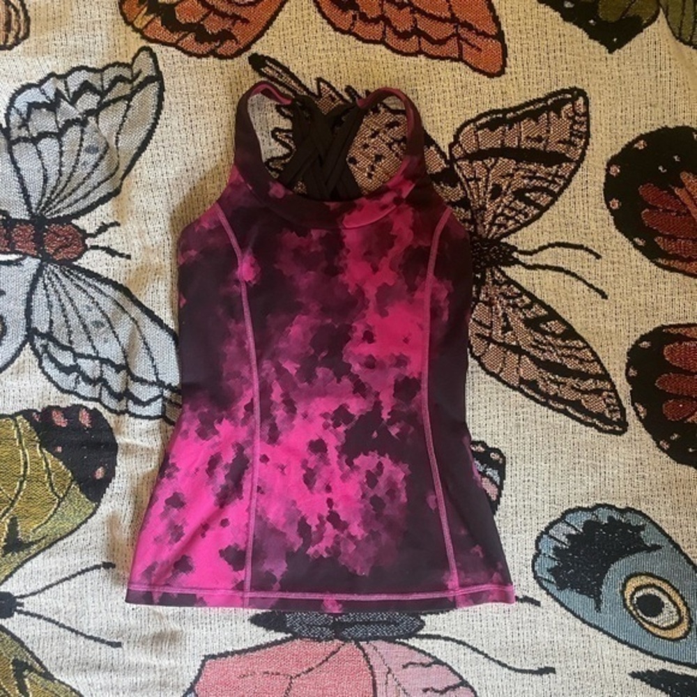 lululemon tank top